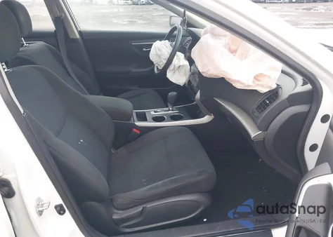 2015 Nissan Altima 2.5 S from USA, damaged, VIN 1N4AL3AP0FC193370